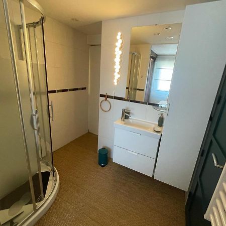 Mizar, Joli Appt Renove Avec Parking Et Balcon Apartment Courseulles-sur-Mer Bagian luar foto