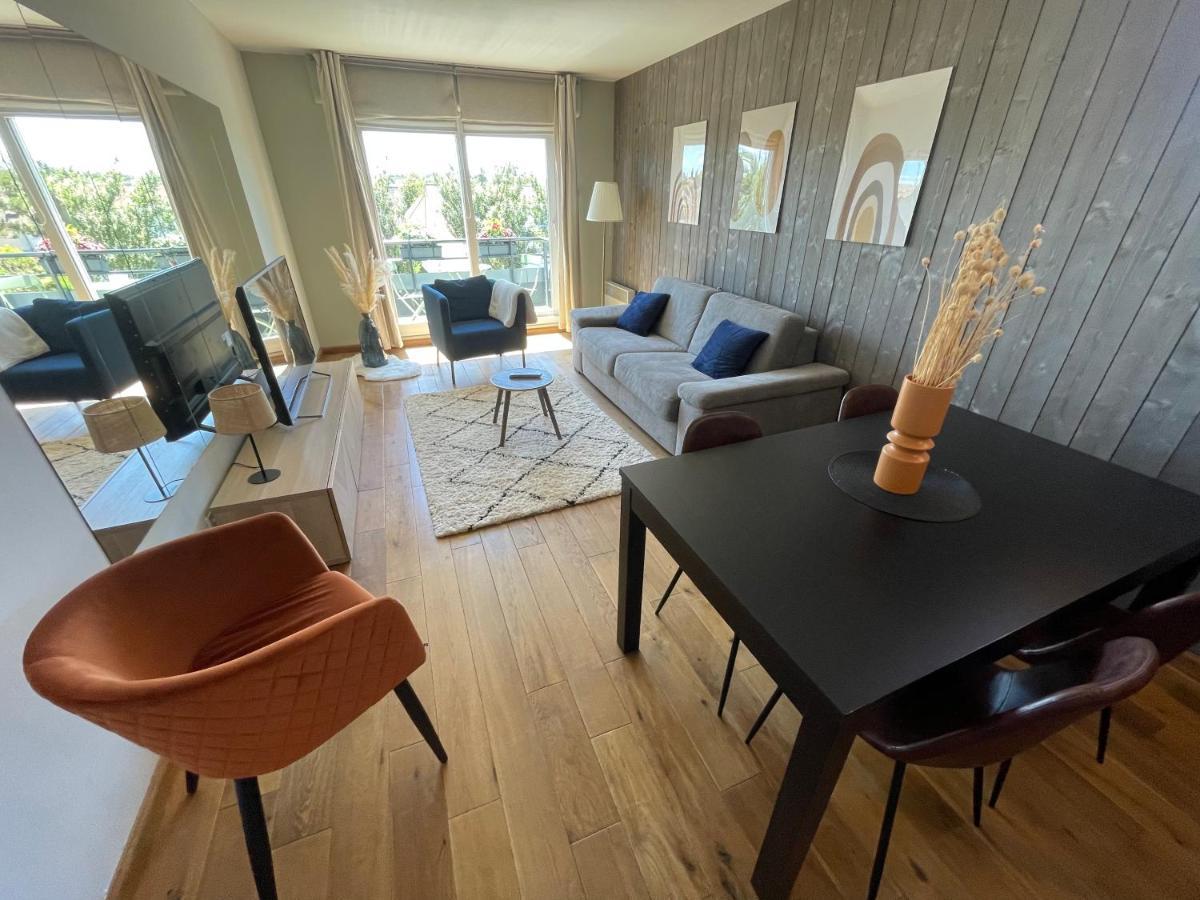 Mizar, Joli Appt Renove Avec Parking Et Balcon Apartment Courseulles-sur-Mer Bagian luar foto